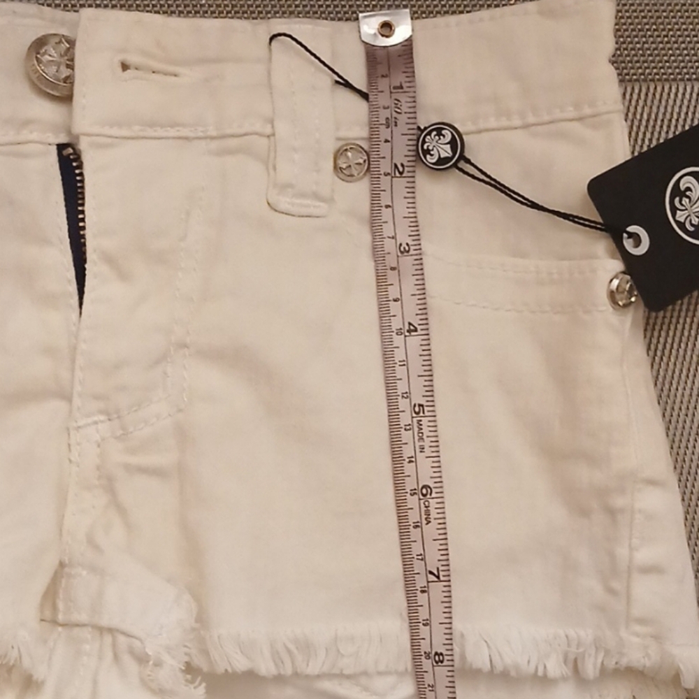Affliction Vikki Juniors Shorts - Picture 12 of 15